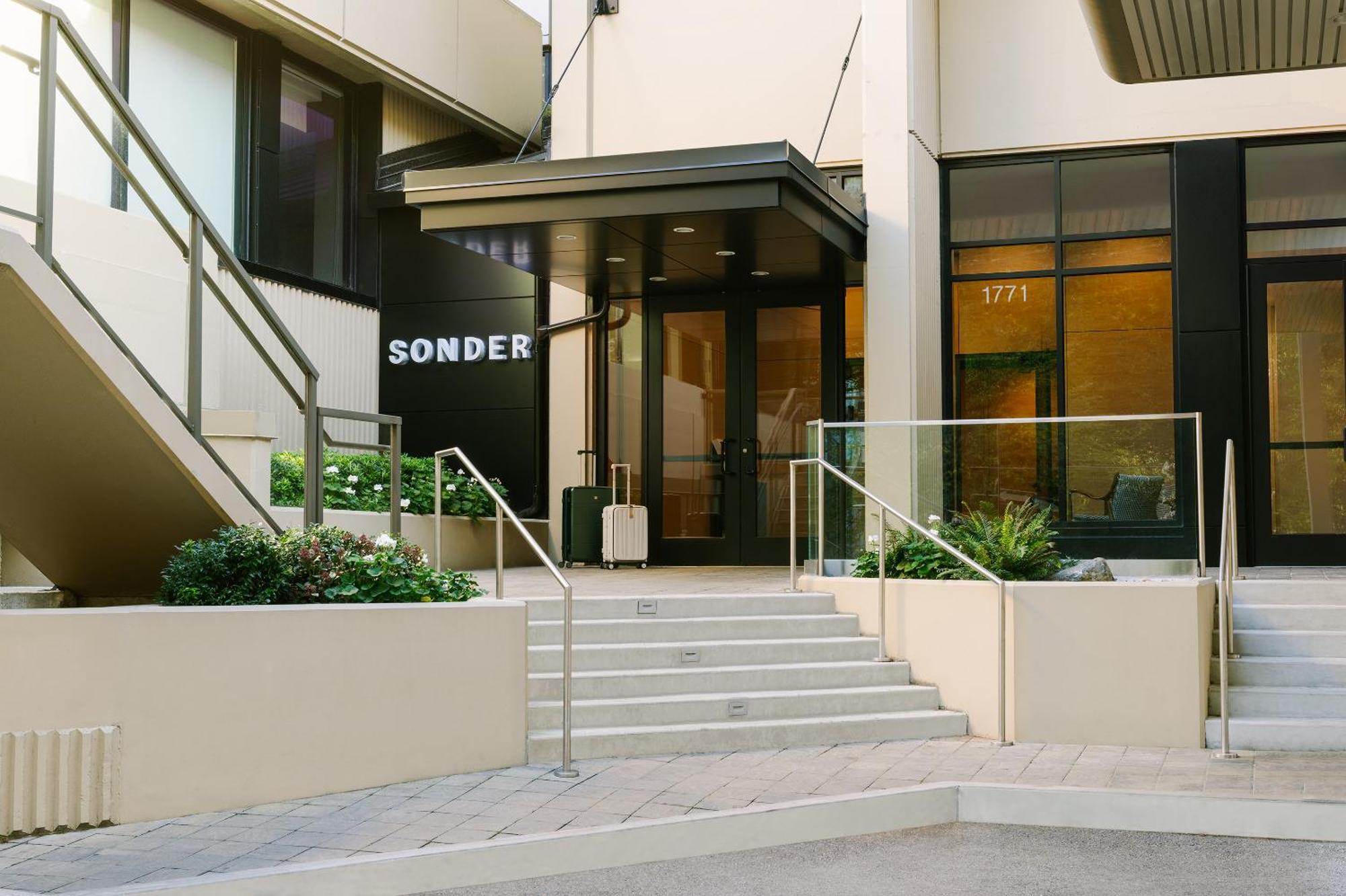 Aparthotel Sonder At Revival Vancouver Esterno foto